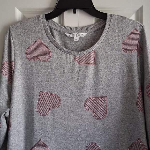 Kiss & Fly Gray with Hearts 3/4 Sleeve Top Women's Size XL - Picture 4 of 12